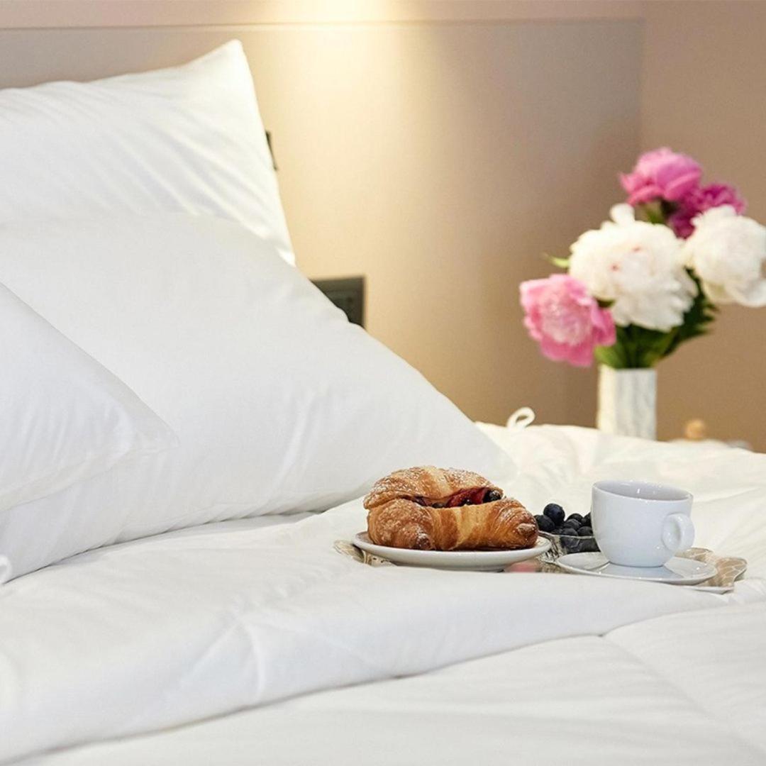 Loveit - Roma - Piazza Della Maddalena Hotel Luaran gambar